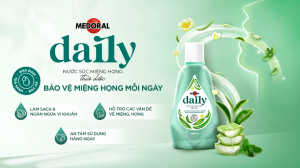 Bảo vệ sức khỏe với nước súc miệng, họng thảo dược Medoral Daily